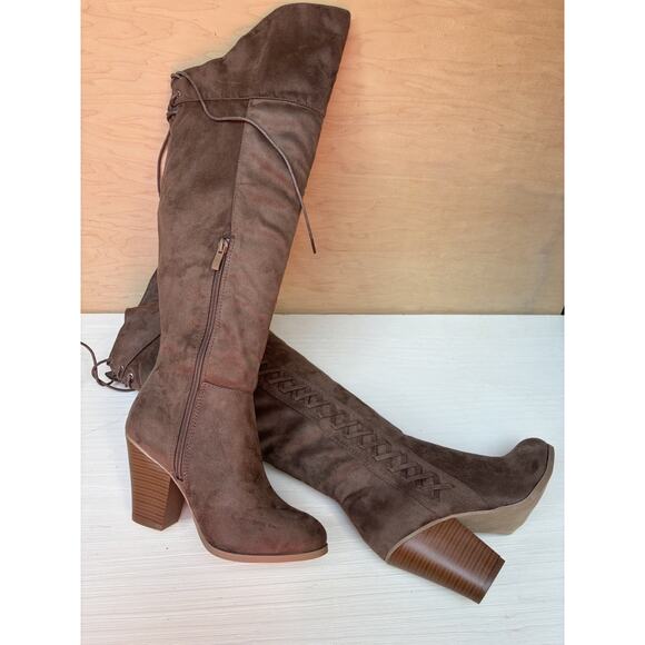 Unbranded Shoes - Knee High Heeled Boots Women's Size 7 Taupe Faux Suede Block Heel Lace Up Zip